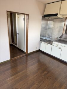 綺麗に片付いた部屋の画像2